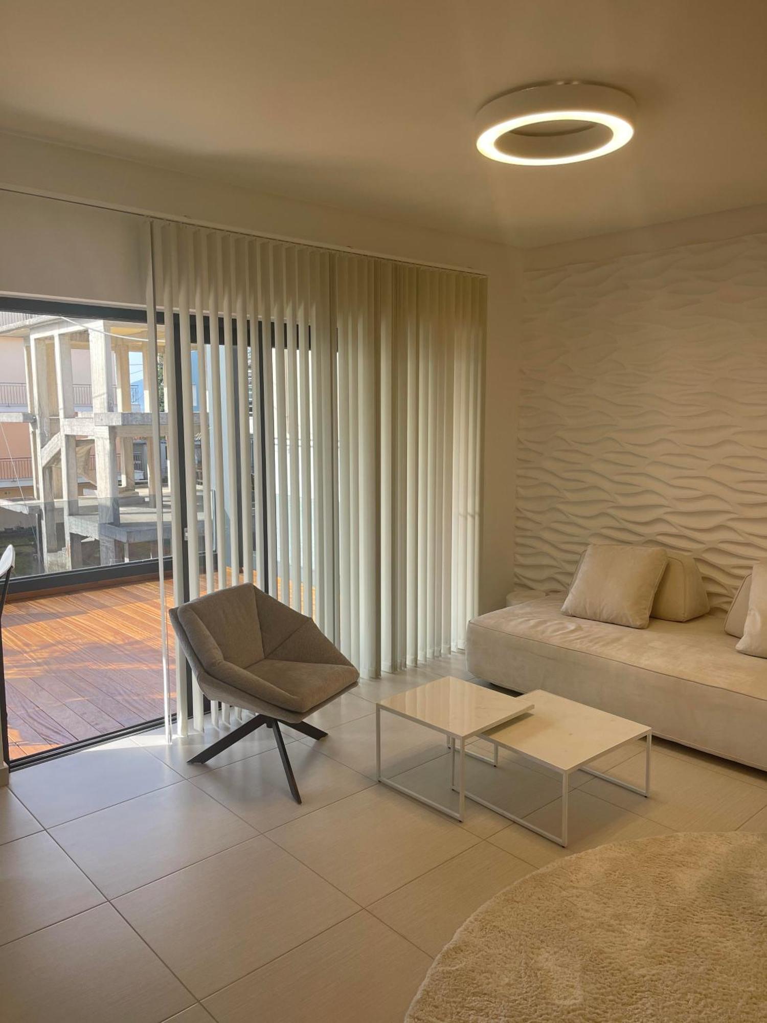 Omni House White Apartamento Ioannina Exterior foto